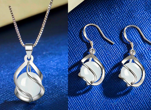 Moonstone swirl pendant - moonstone,