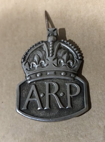 Old badge british - old,