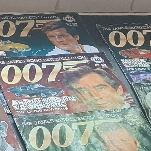 James bond 007 car - james,