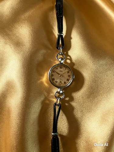 Ladies vintage avis wristwatch - vintage,