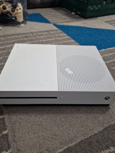 Microsoft xbox one 1tb white - s,