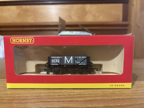Hornby r6299 plank wagon - 4,