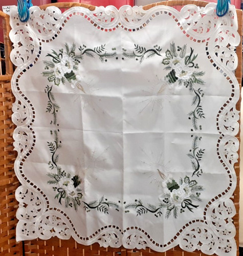 Christmas rose tablecloth - christmas,