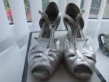 Freed of London Ladies dance shoes size 4 Dance Step, Silver colour pre owned 