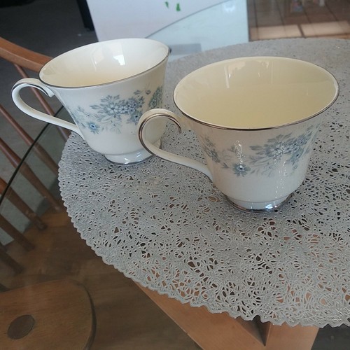 Lot two royal doulton - royal,