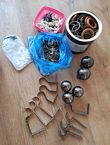 Curtain rings set with hooks - rings,
