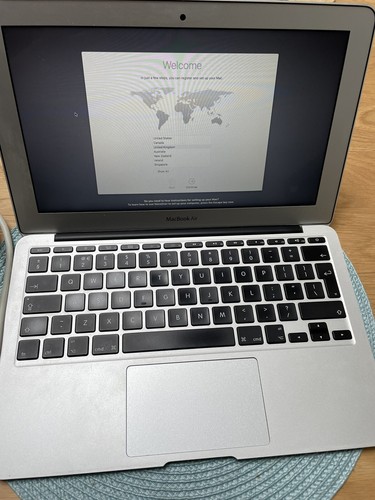 Apple macbook air laptop mid - macbook,