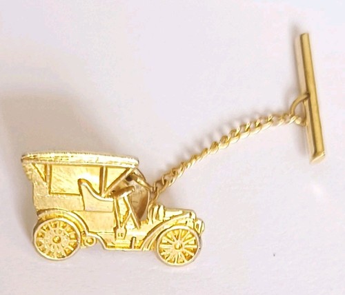 Classic car tie pin - tie, badge