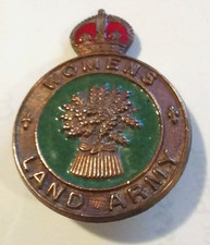 WW2  BADGE WOMENS LAND ARMY LAND GIRLS
