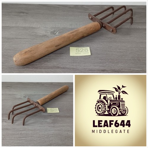 Gardeners hand cultivator claw - cultivator,