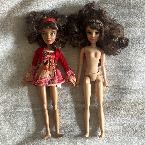 Liv doll stand with wig - doll,