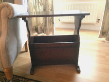 Magazine rack with table top