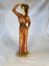 The Regal Collection P028