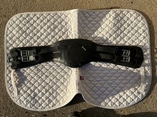 Devoucoux black short  girth 28" excellent condition