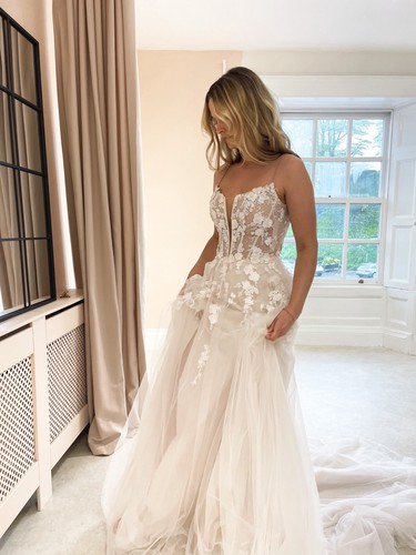 Evb wedding dress size small - evb,