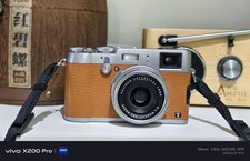 Fujifilm X100T 16.3MP APS-C