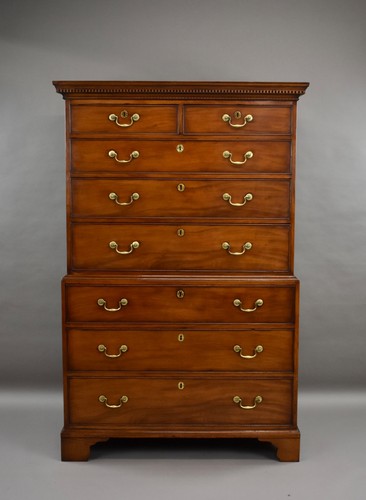 Georgian mahogany tall boy
