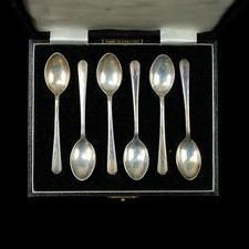Boxed Sterling QEII cased set