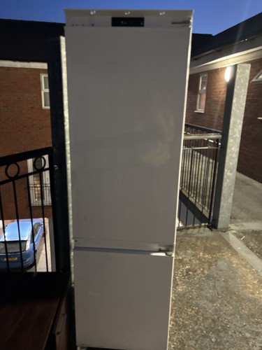 Compact door refrigerator - compact,