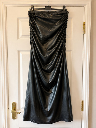 Black leather effect - effect, strapless