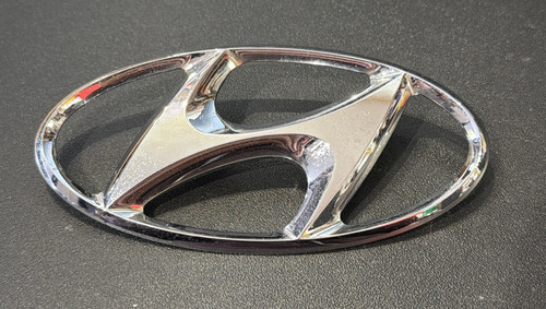 Hyundai vintage car badge - car,