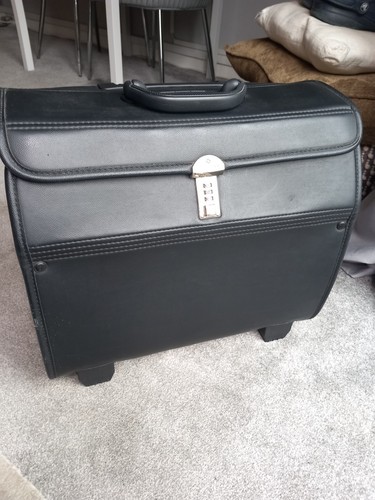 Pre owned samsonite cabin - samsonite,