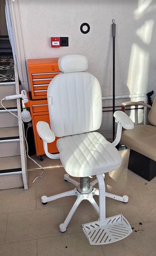 Purcy mobile barber chair - mobile,