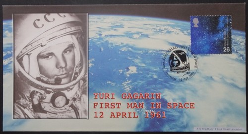 2001 yuri gagarin first - gagarin, man