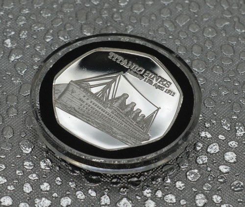 Rms titanic sinks silver - rms,