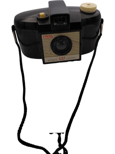 Kodak brownie 127 - box, camera