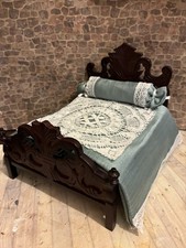 Dolls House 1/12 Scale Miniature Glenowen Ornate Mahogany Bed & Bedding 