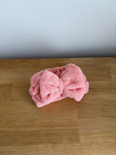 Fluffy coral pink - pink, elasticated