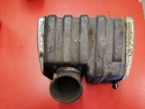 Suzuki gp100 125 airbox read - gp100/125,