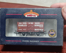 Bachmann  37-425 Club 2004 Charles Roberts  Wagon