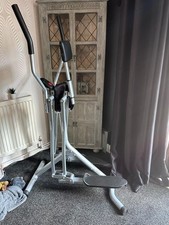 Cross Trainer
