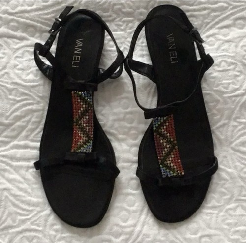 Cute black sparkled sandals