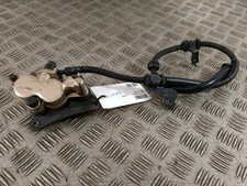 2013 HONDA CBR125R FRONT  BRAKE CALIPER 