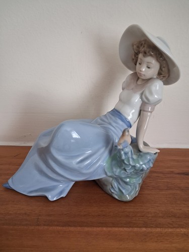 Nao lladro porcelain - nao, by
