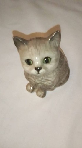 Royal doulton seated persian - seated,