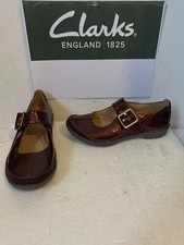 Clarks Unstructured Leather