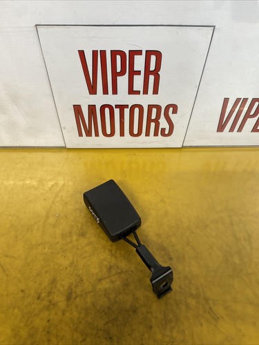 Vauxhall astra seatbelt - h,