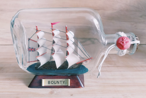 Vintage hms bounty ship a - vintage,