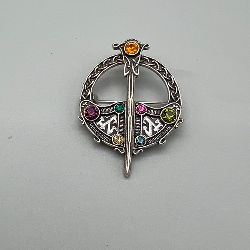 Vintage celtic tara brooch - tara,
