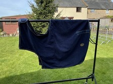 Mark Todd Fleece Exercise