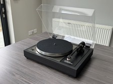 Very nice Linn LP12 in Black