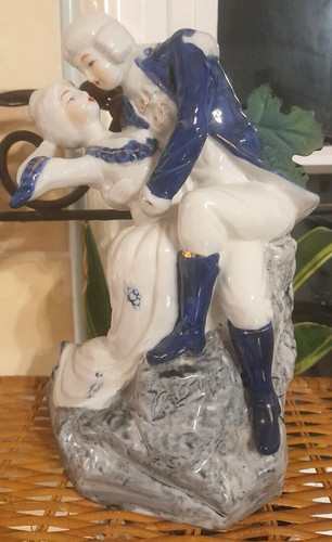 Vintage blue white colonial - &,