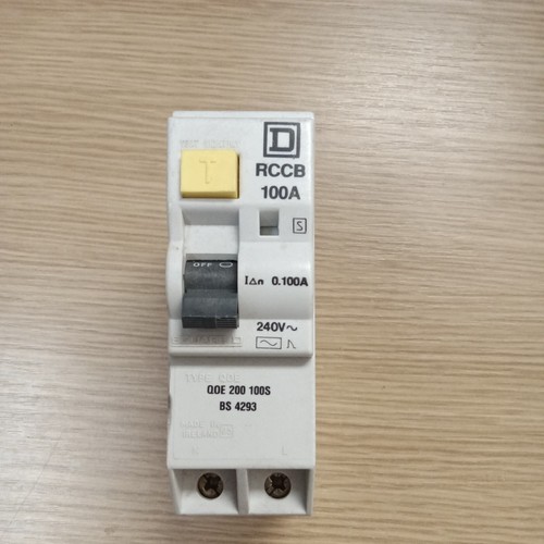 Square rccb 100a - 100a, qoe