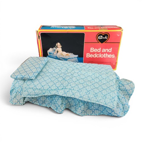 Vintage pedigree sindy bed - pedigree,