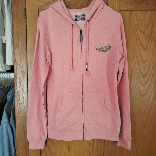 Rampant sporting salmon peach - rampant,