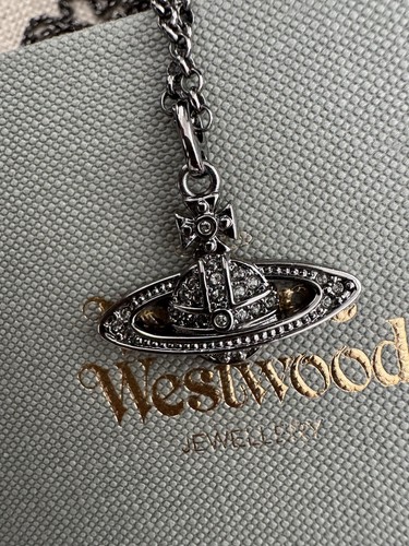 Vivienne westwood orb pendant - orb,